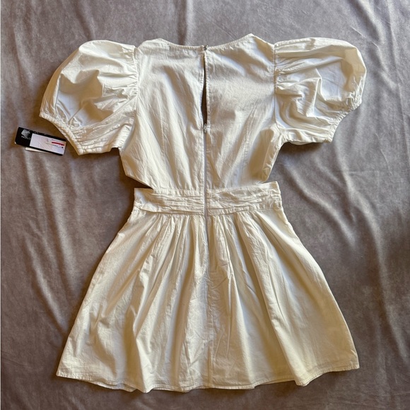 French Connection White Wrap Pleated Mini Dress - Picture 8 of 11